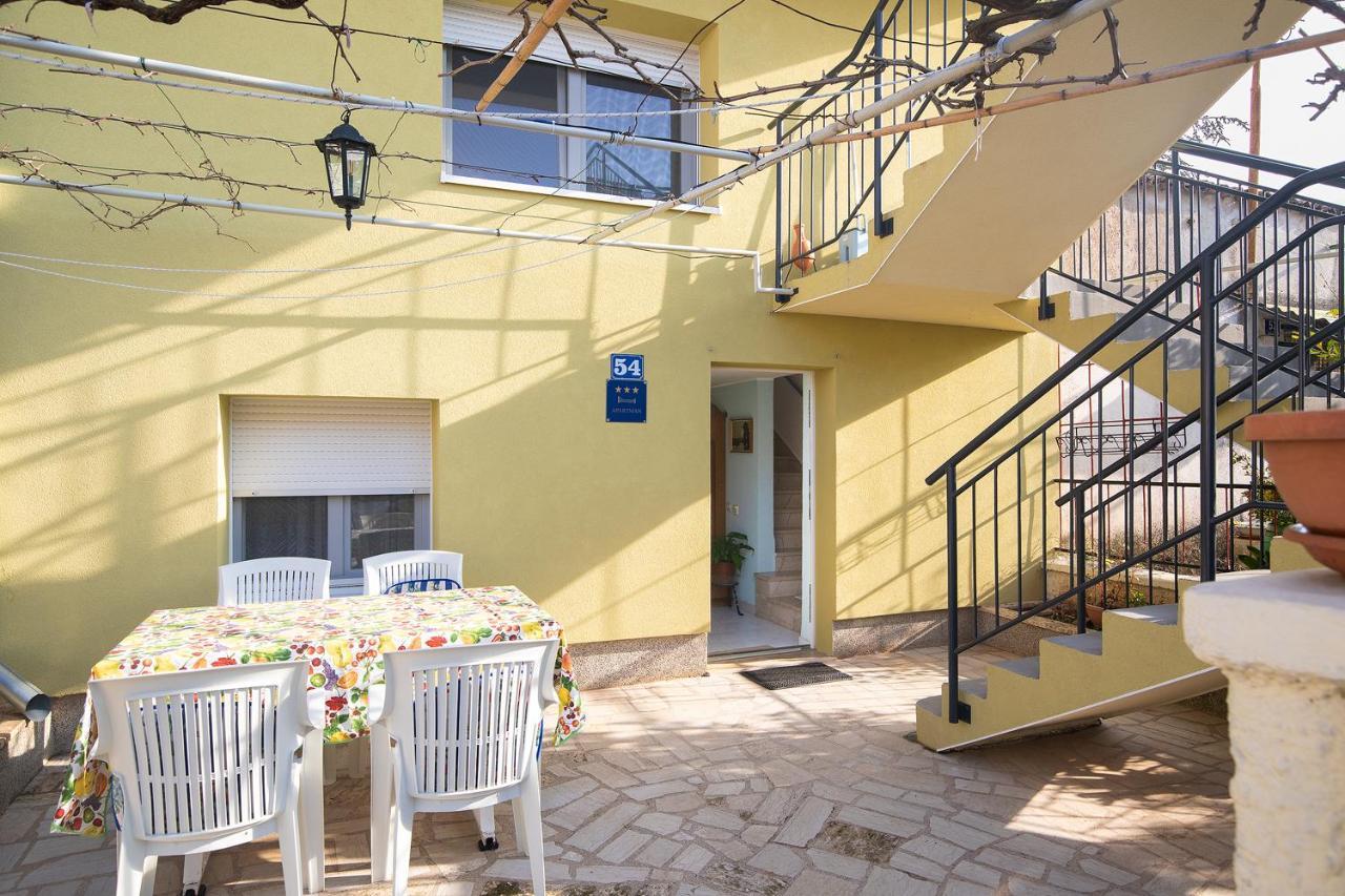 Marija Apartment พูลา ภายนอก รูปภาพ