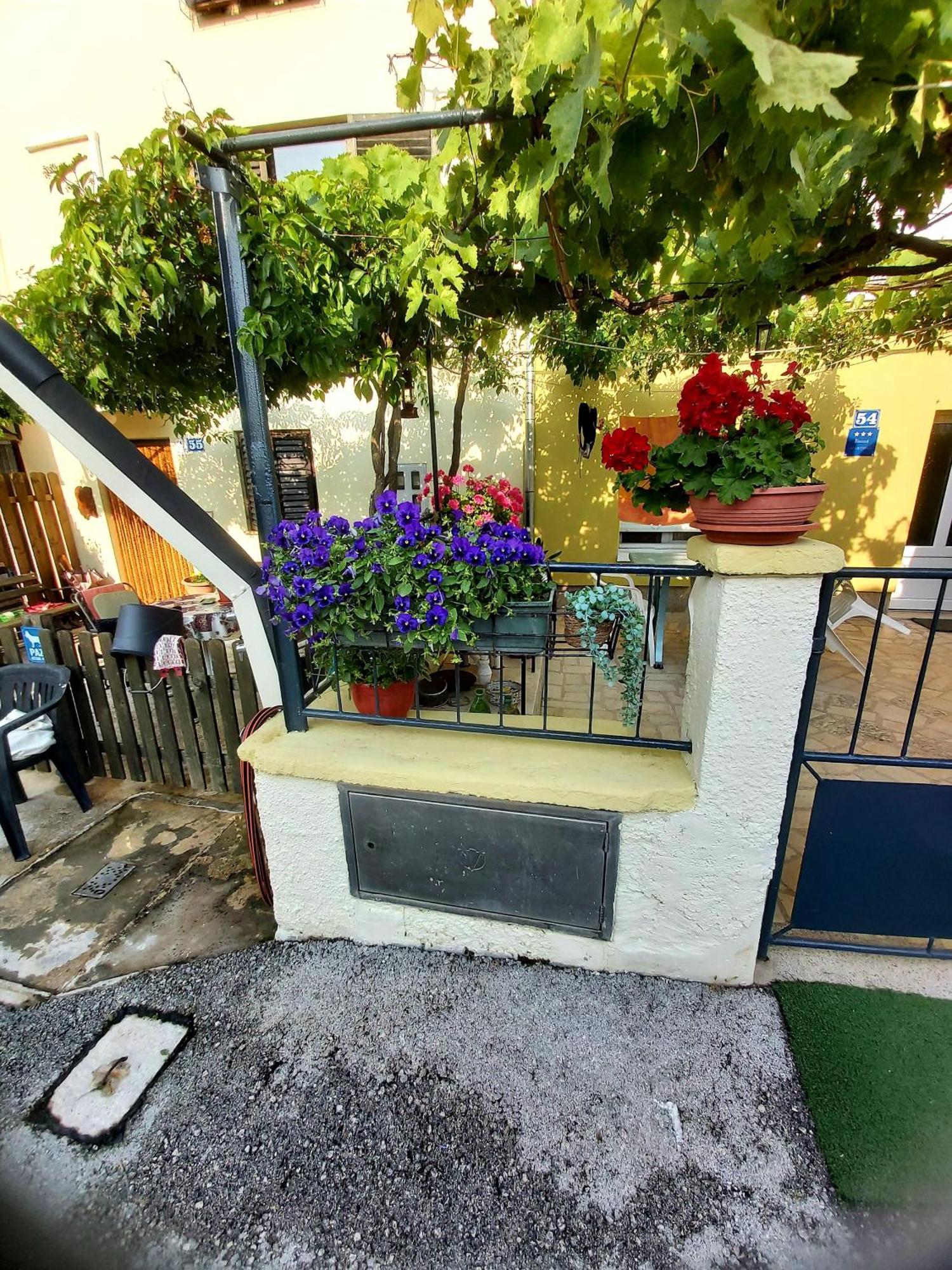 Marija Apartment พูลา ภายนอก รูปภาพ